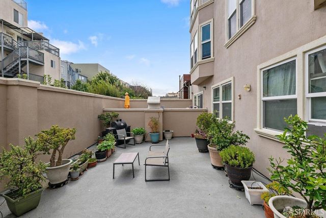 4855 Mission Street 6, San Francisco, CA 94112