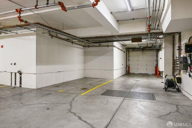 4855 Mission Street 6, San Francisco, CA 94112