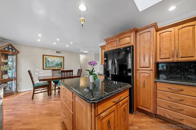 7212 Florey St, San Diego, CA 92122