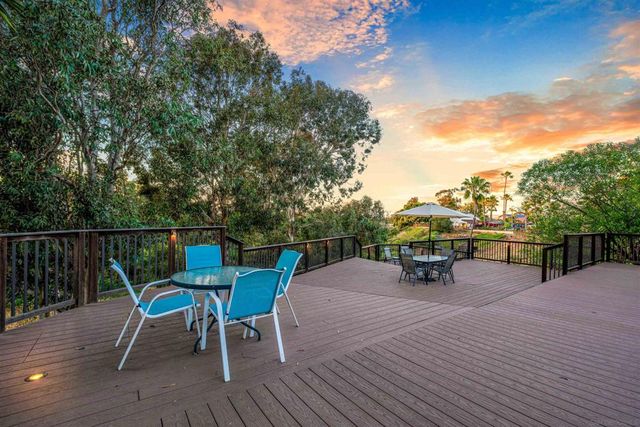 7212 Florey St, San Diego, CA 92122