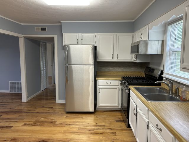 20 Ball Park Rd, Big Sandy, TN 38221