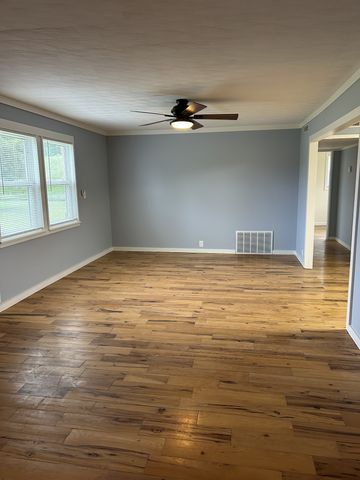 20 Ball Park Rd, Big Sandy, TN 38221
