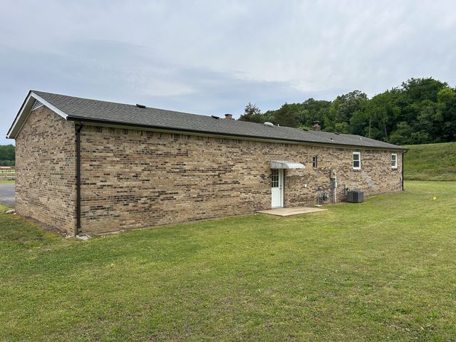20 Ball Park Rd, Big Sandy, TN 38221