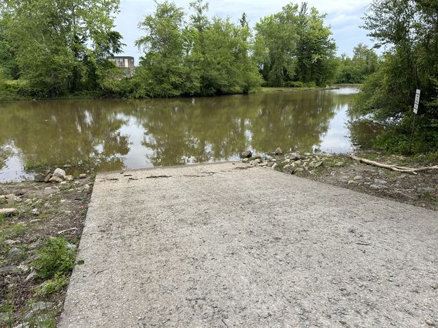 20 Ball Park Rd, Big Sandy, TN 38221