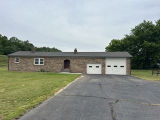 20 Ball Park Rd, Big Sandy, TN 38221