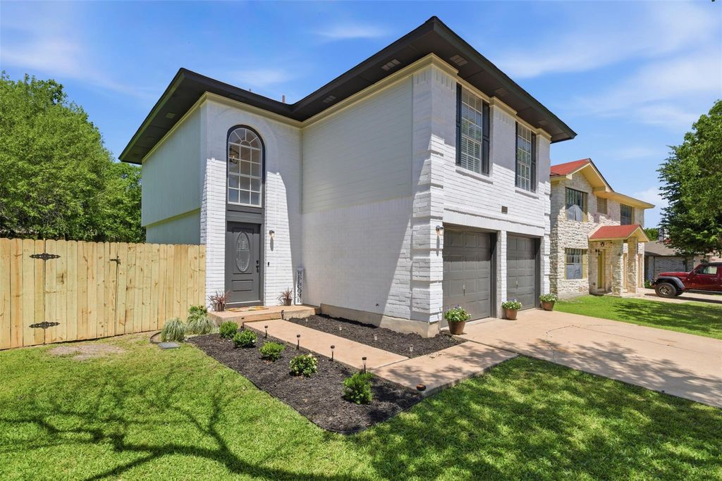 13722 CAMBOURNE DR, Pflugerville, TX 78660