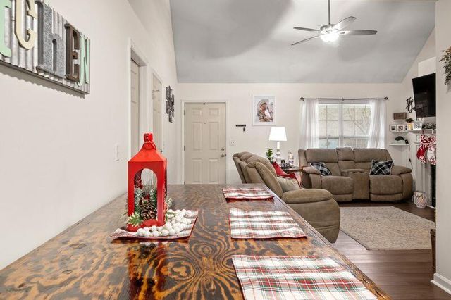 34 Winter Lane, Lafayette, GA 30728