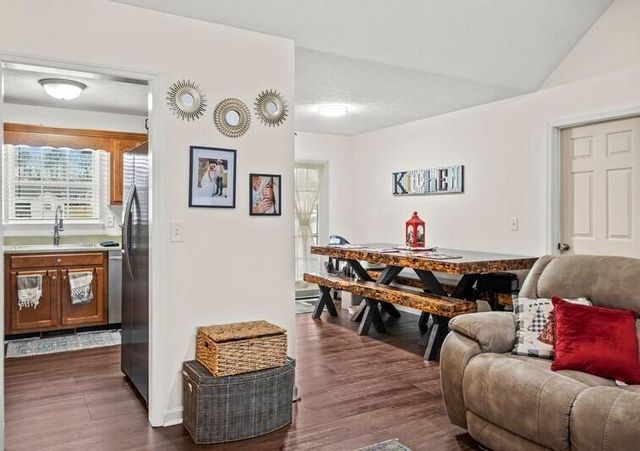 34 Winter Lane, Lafayette, GA 30728