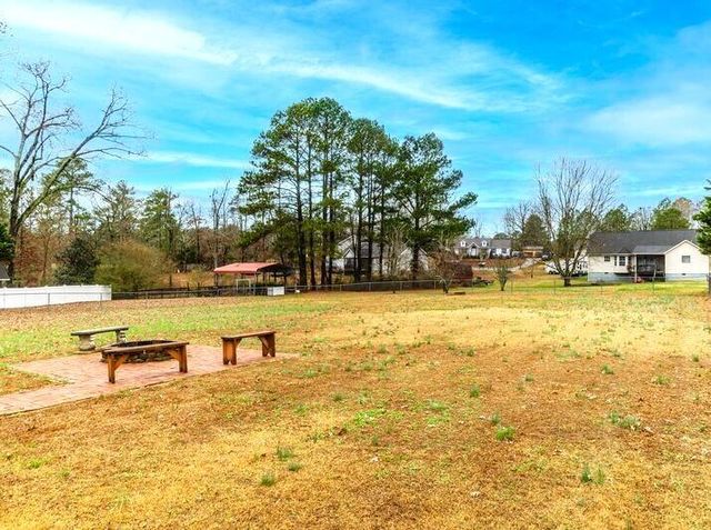 34 Winter Lane, Lafayette, GA 30728