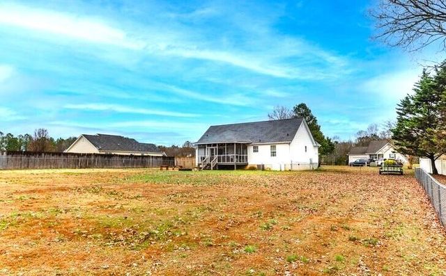 34 Winter Lane, Lafayette, GA 30728