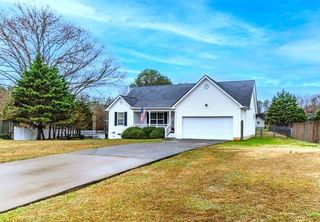 34 Winter Lane, Lafayette, GA 30728