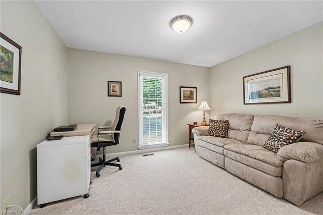 4903 Forest Oaks Drive, Greensboro, NC 27406