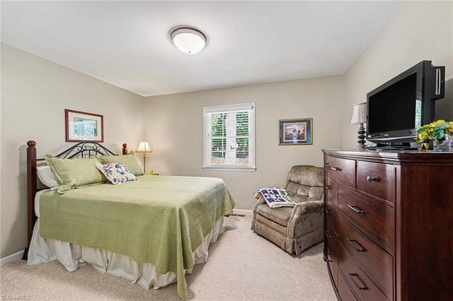 4903 Forest Oaks Drive, Greensboro, NC 27406