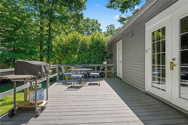4903 Forest Oaks Drive, Greensboro, NC 27406