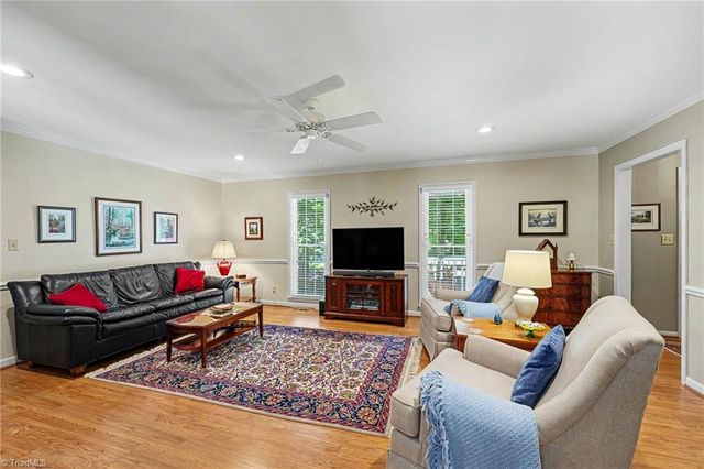 4903 Forest Oaks Drive, Greensboro, NC 27406