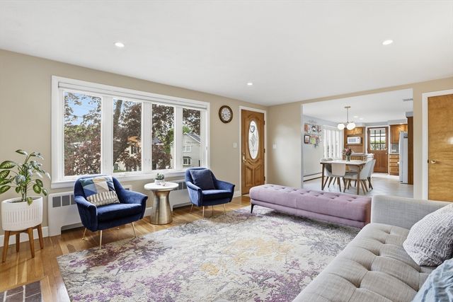 115 Collincote St, Stoneham, MA 02180