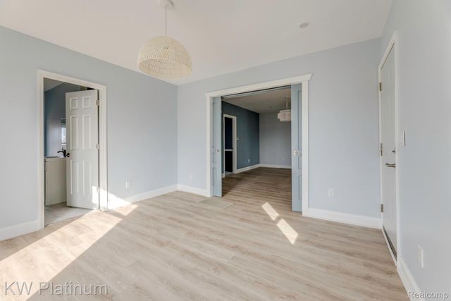 2819 Ravenswood Road, Port Huron, MI 48060