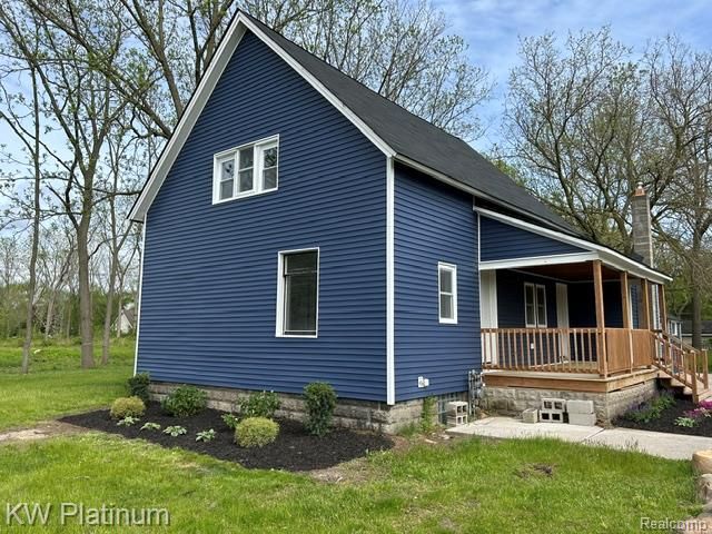 2819 Ravenswood Road, Port Huron, MI 48060
