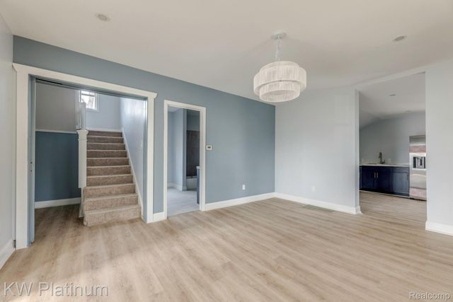 2819 Ravenswood Road, Port Huron, MI 48060