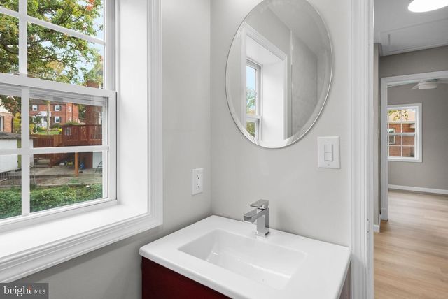 5403 14TH PL, Hyattsville, MD 20782