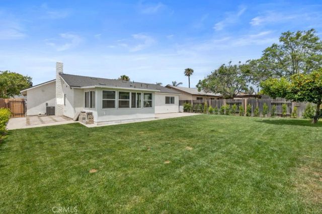 7465 Palo Verde Ave, Fontana, CA 92336