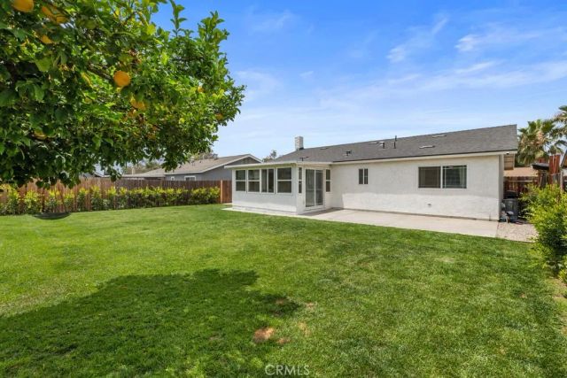 7465 Palo Verde Ave, Fontana, CA 92336
