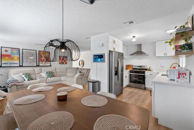 7465 Palo Verde Ave, Fontana, CA 92336