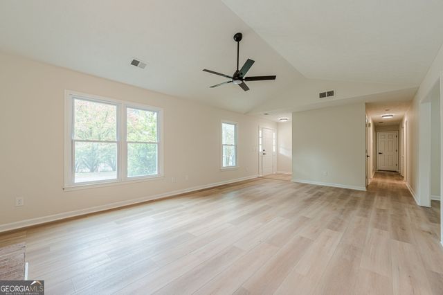 948 Old Farm Walk, Marietta, GA 30066