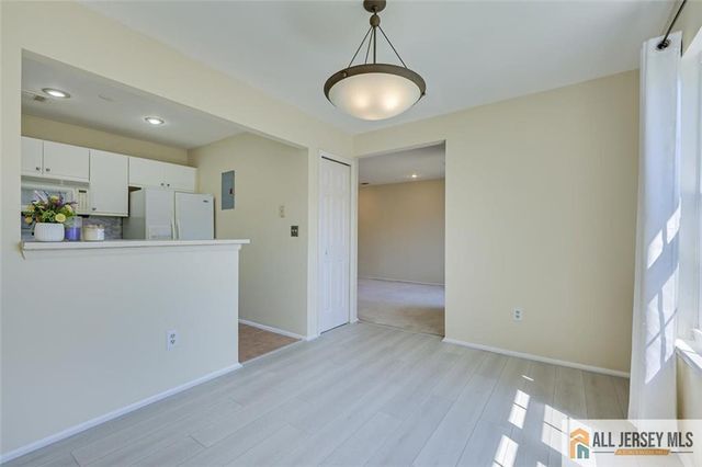 48 Tanglewood Court, South Brunswick, NJ 08852