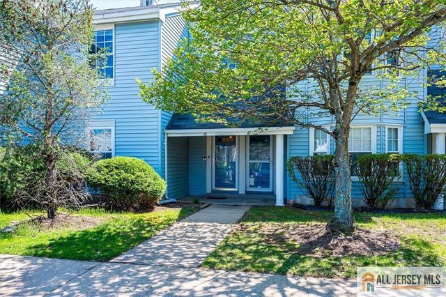 48 Tanglewood Court, South Brunswick, NJ 08852