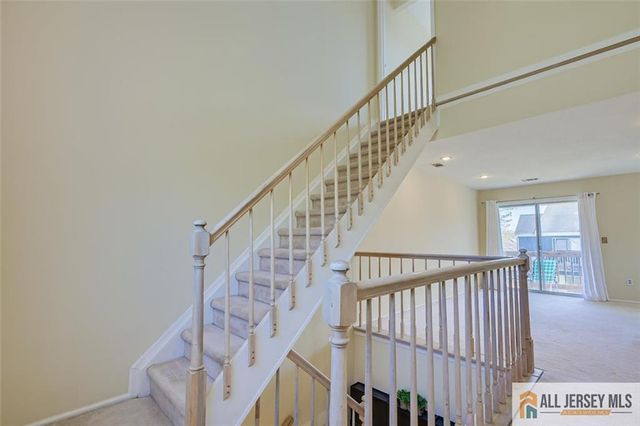 48 Tanglewood Court, South Brunswick, NJ 08852