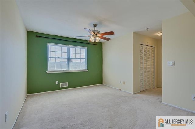 48 Tanglewood Court, South Brunswick, NJ 08852