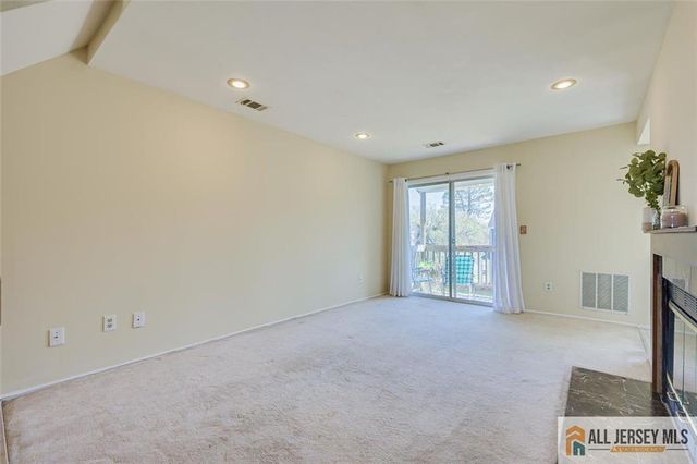 48 Tanglewood Court, South Brunswick, NJ 08852