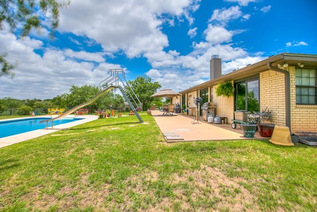 248 Edinburgh Rd, San Angelo, TX 76901