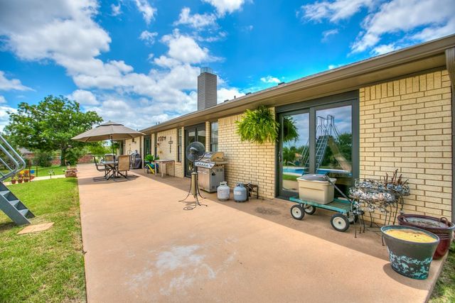 248 Edinburgh Rd, San Angelo, TX 76901