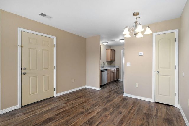 215 Toni Lane 14-1, Branson, MO 65616