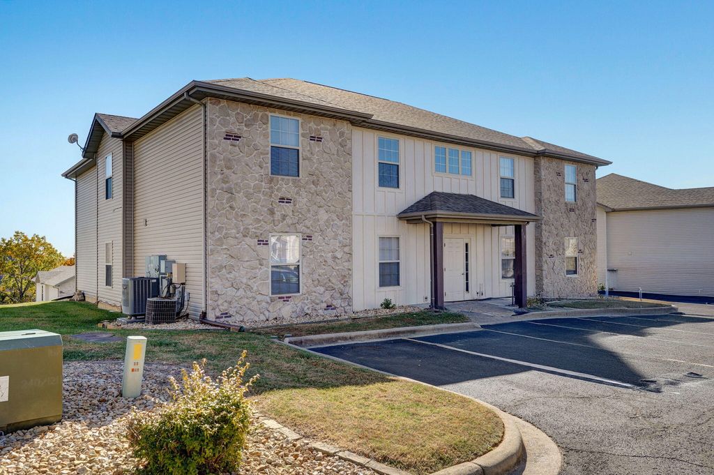 215 Toni Lane 14-1, Branson, MO 65616