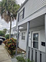 6014 AMBERLY COURT T28, Orlando, FL 32822
