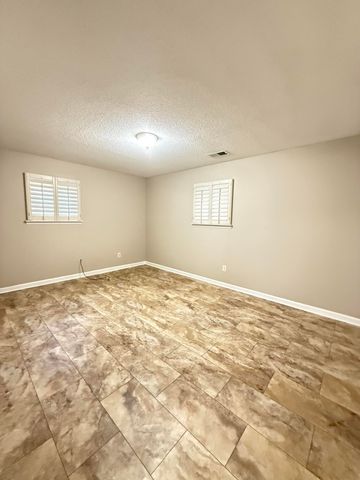 8905 Apison Pike, Ooltewah, TN 37363