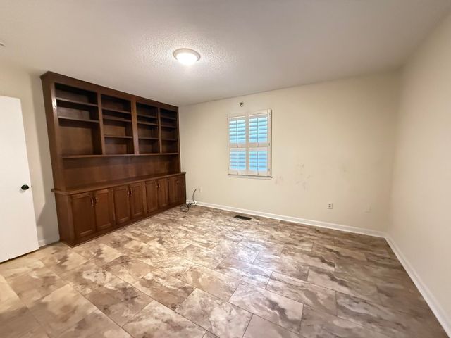 8905 Apison Pike, Ooltewah, TN 37363