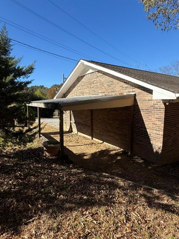 8905 Apison Pike, Ooltewah, TN 37363