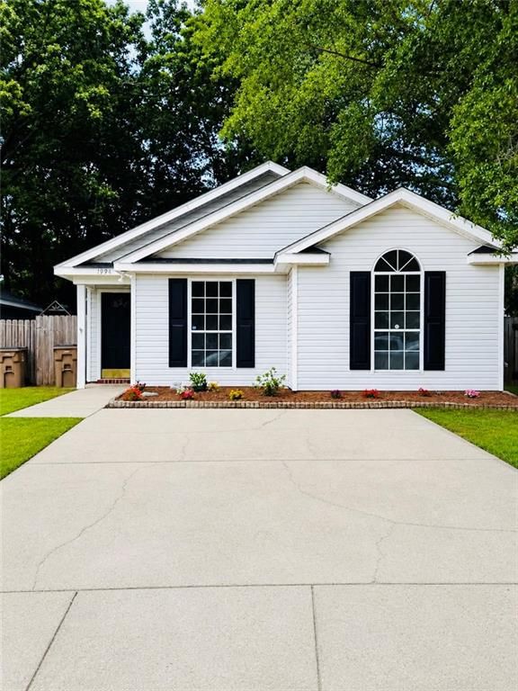 1994 Post Oak Court, Mobile, AL 36695