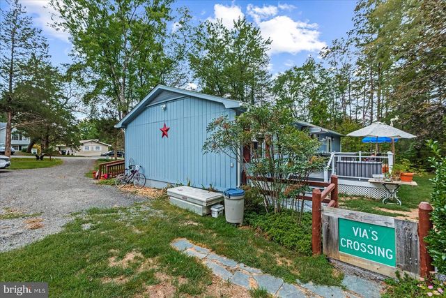 604 STRATFORD CIR, Locust Grove, VA 22508