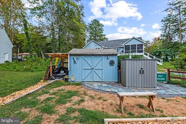 604 STRATFORD CIR, Locust Grove, VA 22508