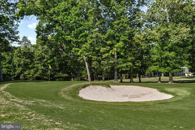 604 STRATFORD CIR, Locust Grove, VA 22508