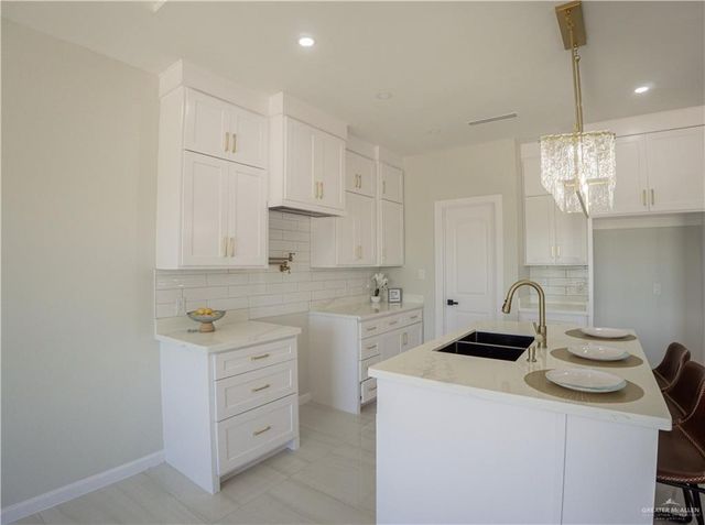 17878 Redwood Street, Combes, TX 78552