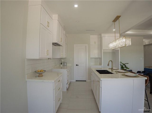 17878 Redwood Street, Combes, TX 78552