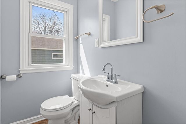 703 16th Avenue N, South Saint Paul, MN 55075