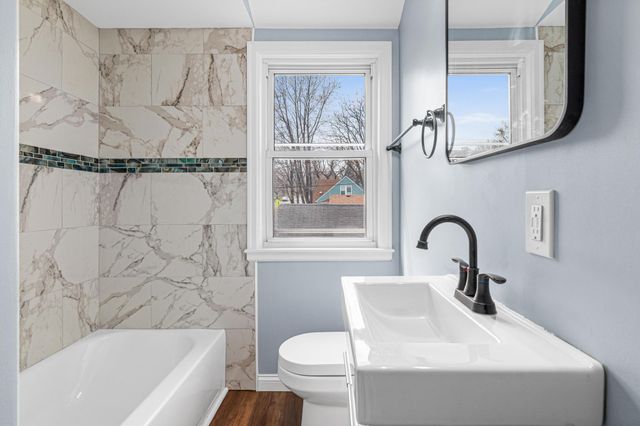 703 16th Avenue N, South Saint Paul, MN 55075