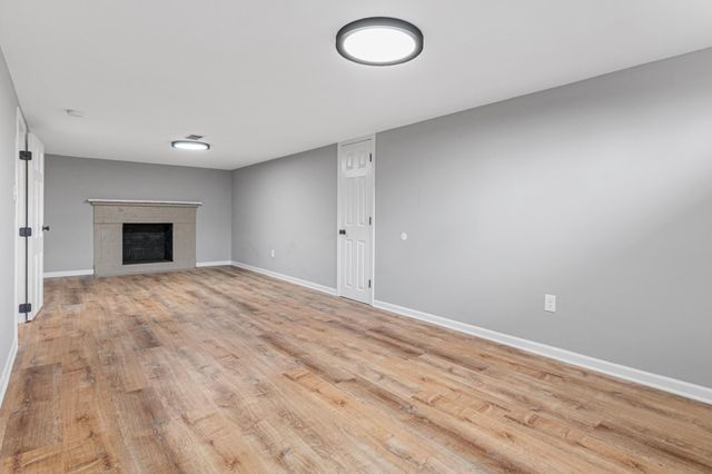 703 16th Avenue N, South Saint Paul, MN 55075